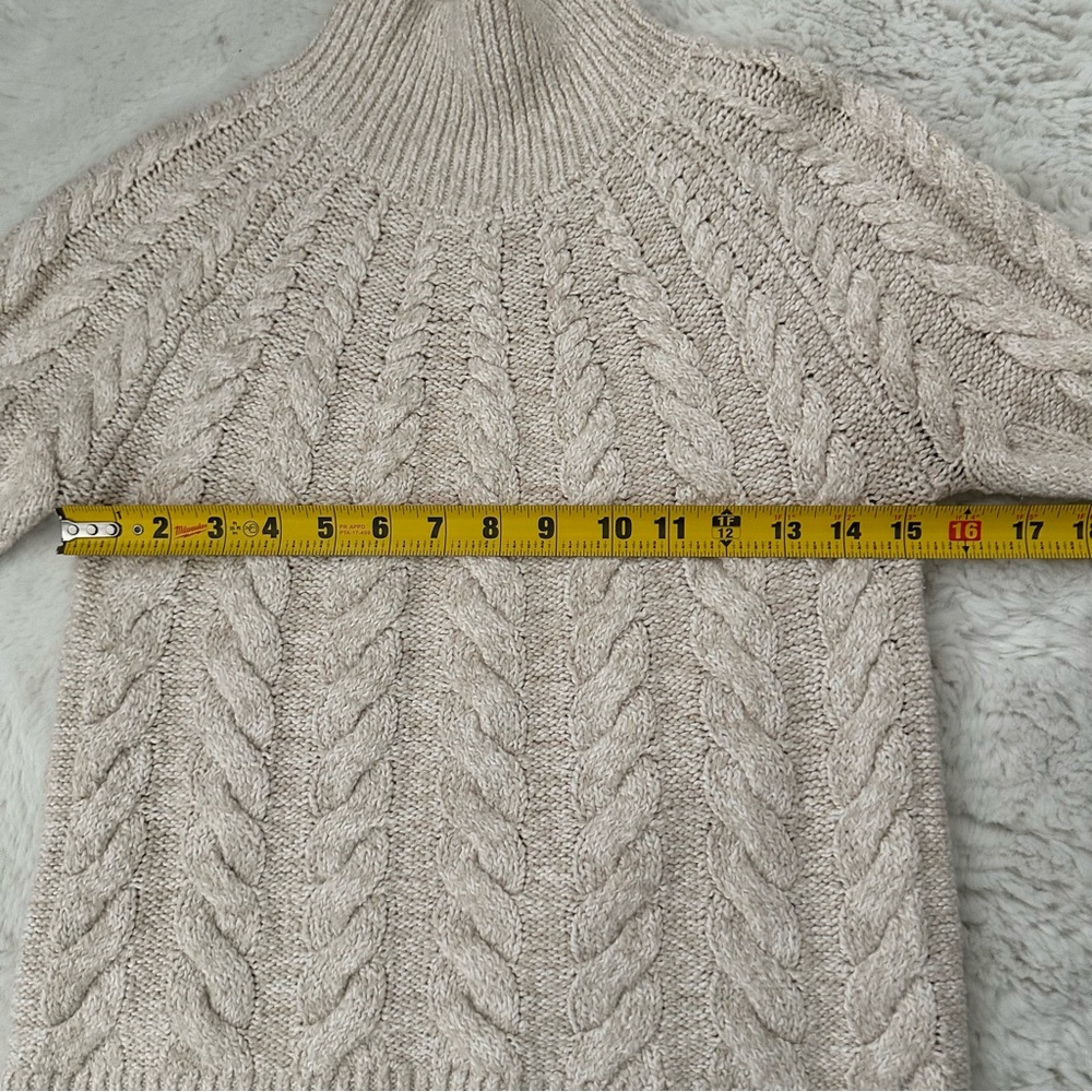 Sweater - Picture 4 of 7